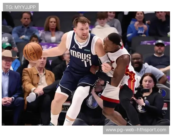 东契奇后撤步出手，防守失去意义